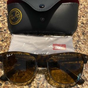 Ray-Ban oversized Clubmaster Polarized sunglasses Brown lense, tortoise frame